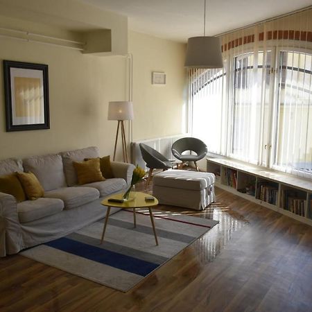 Fonix Family Apartment A Step From Szechenyi Square Pecs Ngoại thất bức ảnh