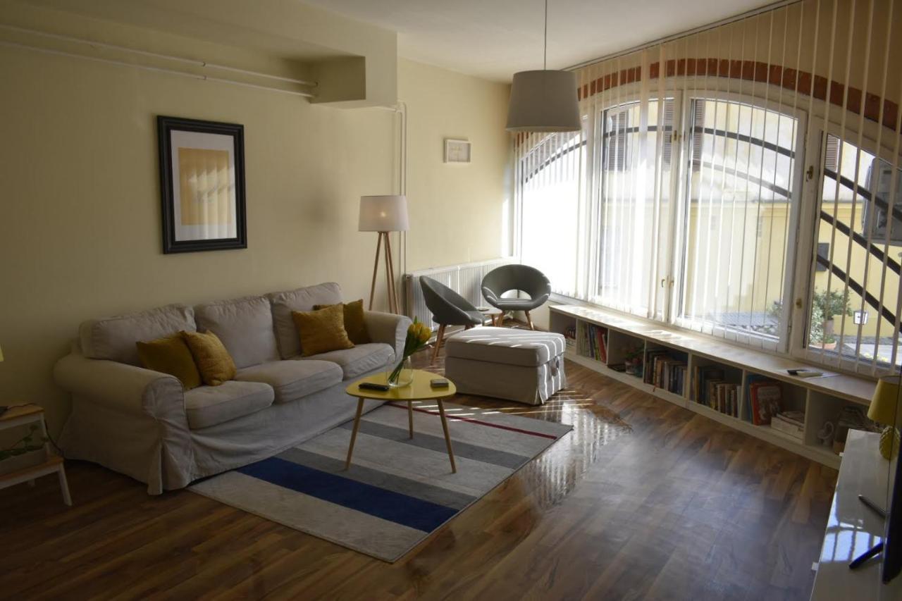 Fonix Family Apartment A Step From Szechenyi Square Pecs Ngoại thất bức ảnh
